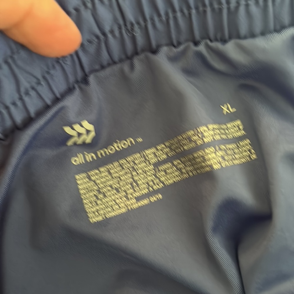 ALL IN MOTION RUNNING SHORTS - Picture 3 of 3